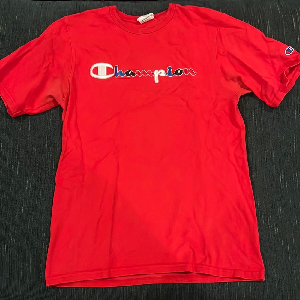 Champion t shirt